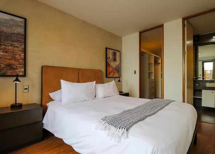 Astonishing 2Br With Ocean View