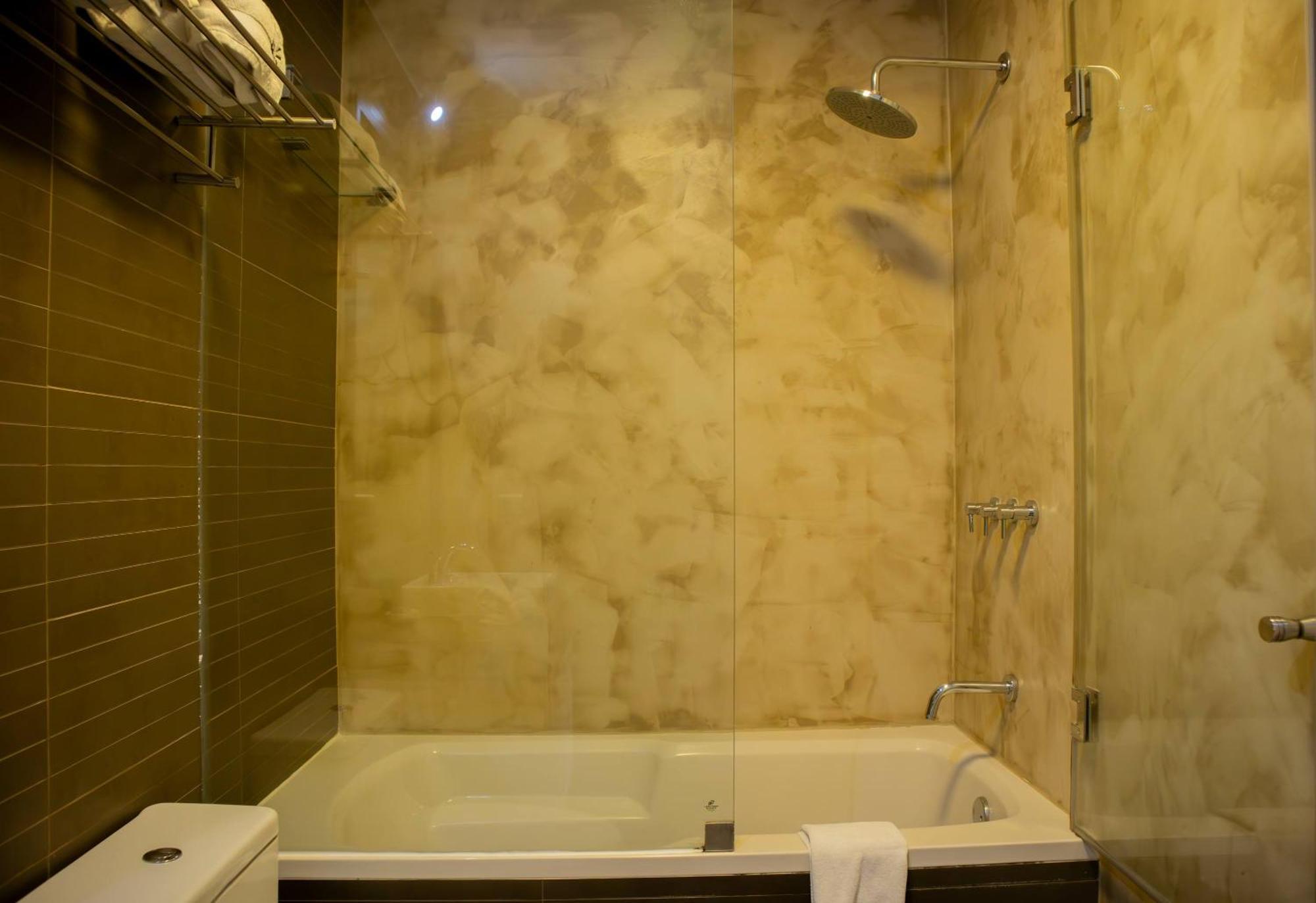 Appartement Astonishing 2br At Malecon Lima